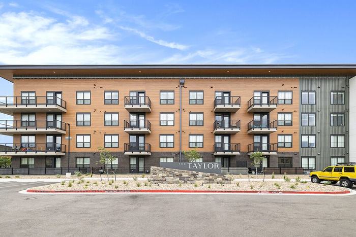 THE TAYLOR AT GREENWAY